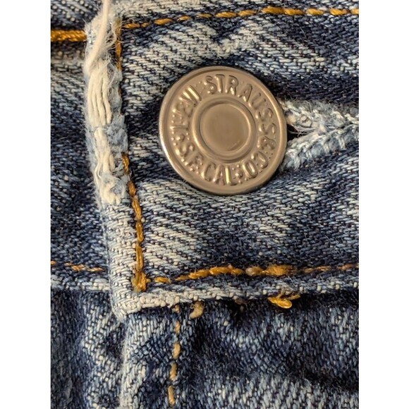 Vintage Levis 501 Jeans Mens 42 X 30 Medium Wash Mid Rise Blue Denim Pants Zip - Picture 13 of 13